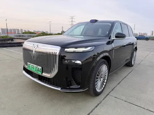 Voyah Taishan, 2025