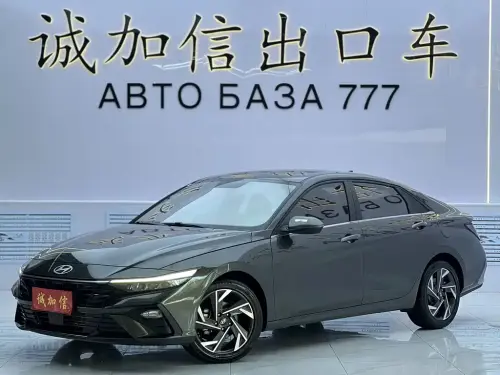 Hyundai Elantra, 2024