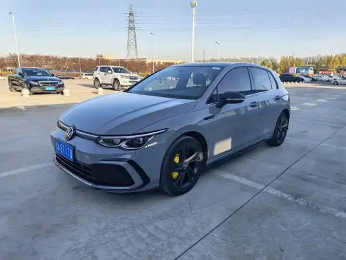 Volkswagen Golf, 2021