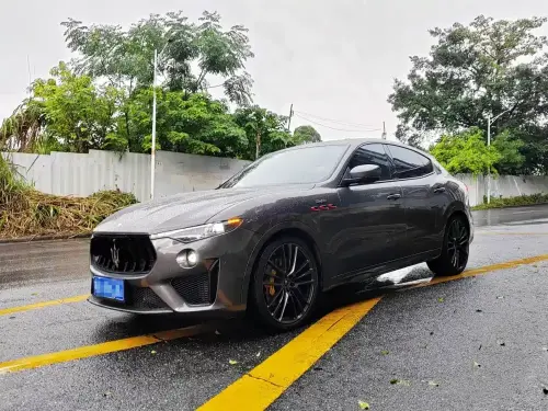 Maserati Levante, 2021