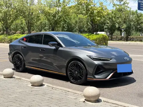 Changan UNI-V, 2025