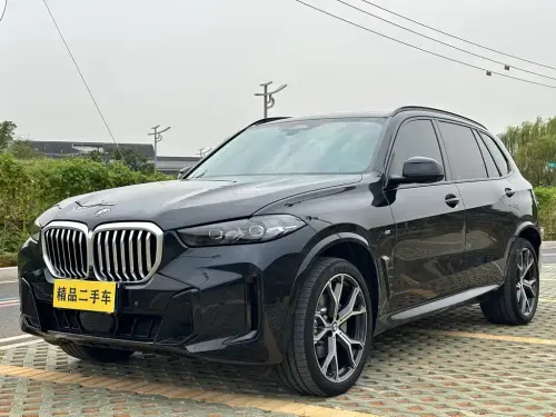 BMW X5, 2023