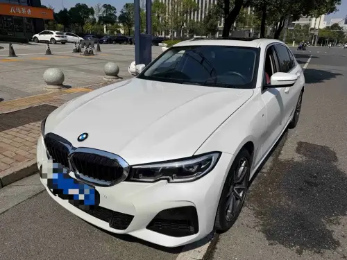 BMW 3-Series, 2020