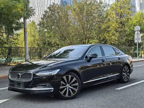 Volvo S90, 2022