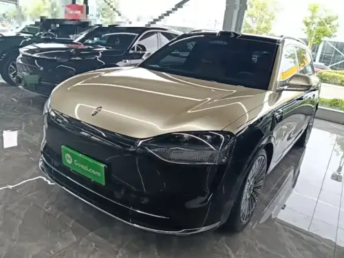 AITO M9, 2025