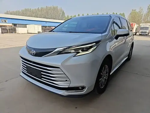 Toyota Sienna, 2022