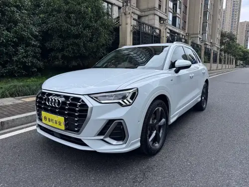 Audi Q3, 2023