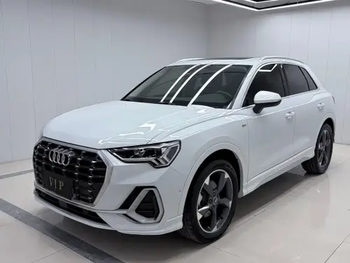 Audi Q3, 2022