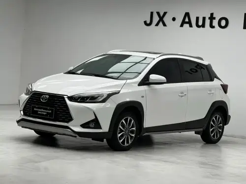 Toyota Yaris L, 2023