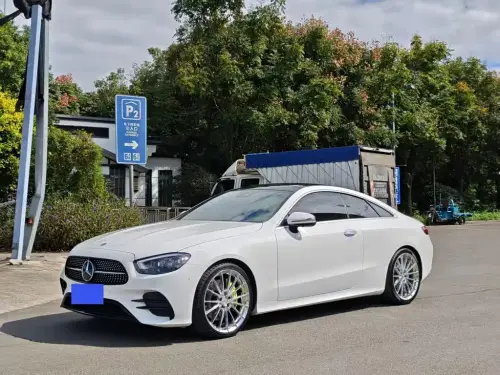 Mercedes-Benz E-Class, 2022