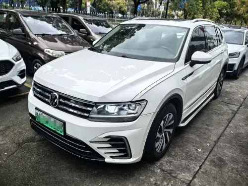 Volkswagen Tiguan, 2021