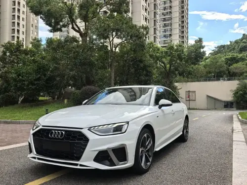 Audi A4, 2021