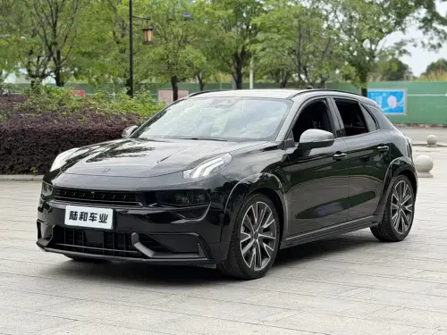 Lynk & Co 02 Hatchback, 2022