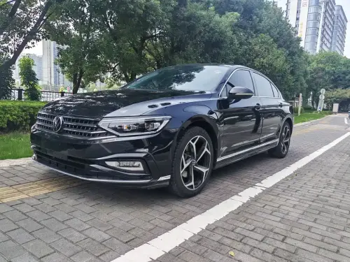 Volkswagen Magotan, 2023