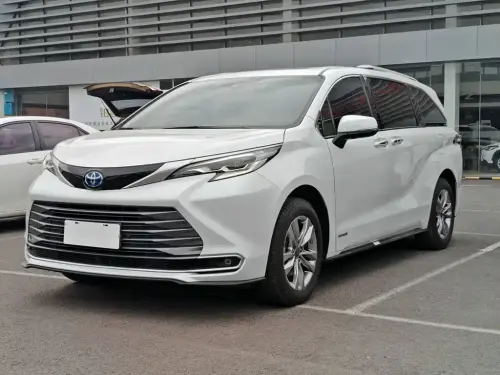 Toyota Sienna, 2022