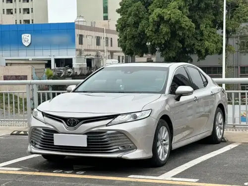 Toyota Camry, 2020