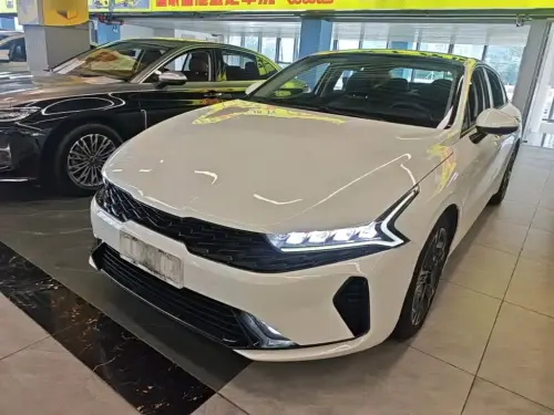 Kia K5, 2021