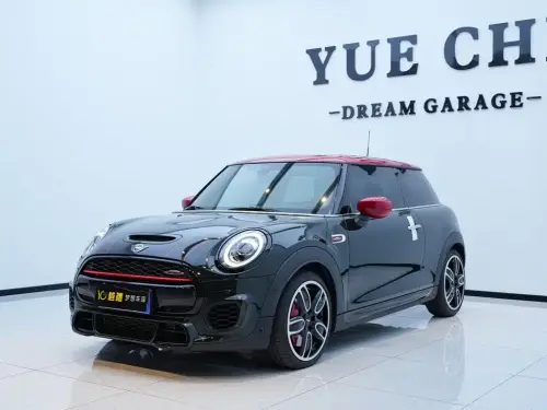 Mini MINI JCW, 2021