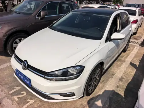 Volkswagen Golf, 2020