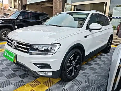 Volkswagen Tiguan, 2020