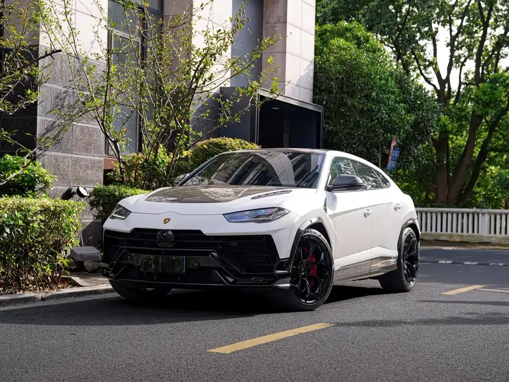 Lamborghini Urus, 2023