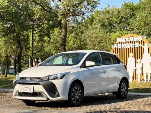 Toyota Yaris L, 2020