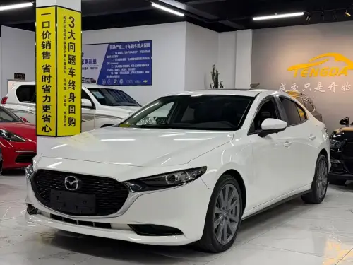Mazda Mazda3 Axela, 2021