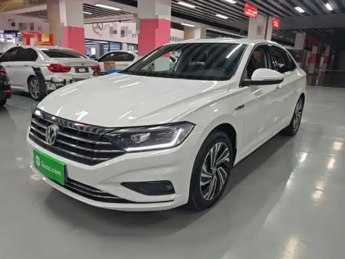 Volkswagen Sagitar, 2021