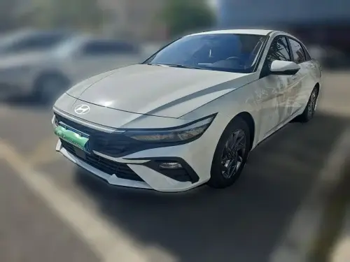 Hyundai Elantra, 2026