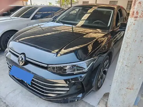 Volkswagen Passat, 2025