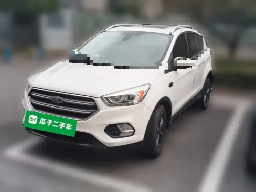 Ford Kuga, 2020