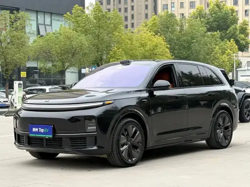 Li Auto L7, 2025