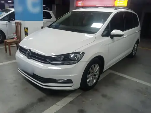 Volkswagen Touran, 2021