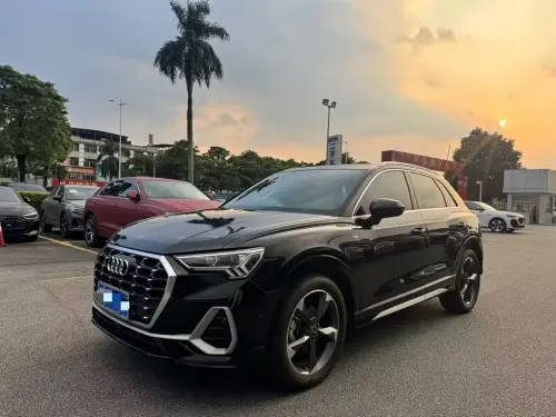 Audi Q3, 2022