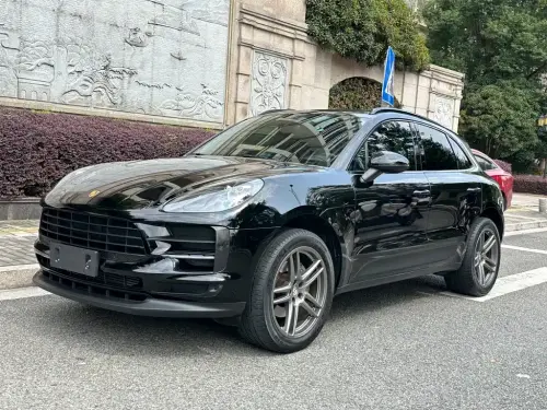 Porsche Macan, 2021
