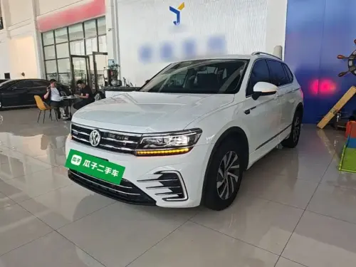 Volkswagen Tiguan, 2020