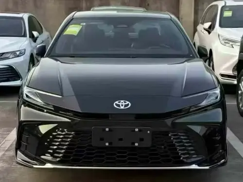 Toyota Camry, 2026