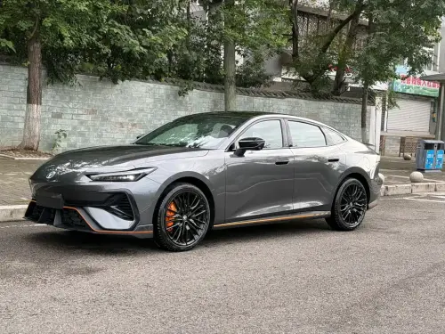 Changan UNI-V, 2025