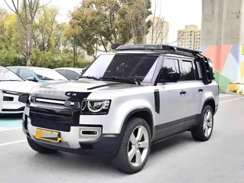 Land Rover Defender, 2026
