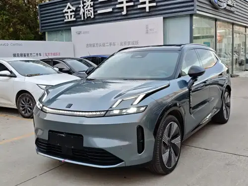 Lynk & Co 08, 2024