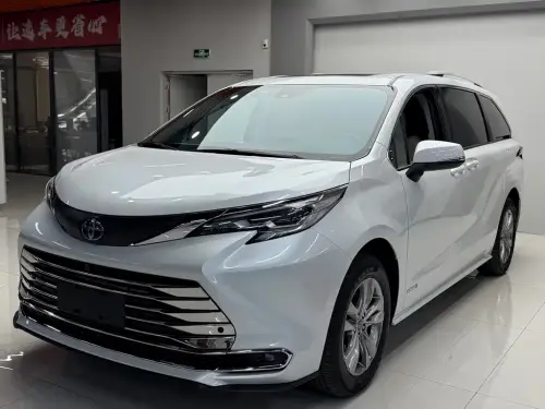 Toyota Sienna, 2023