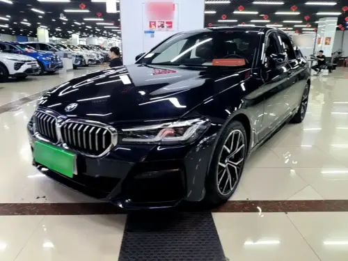 BMW 5-Series, 2023