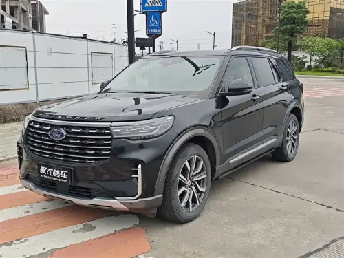 Ford Explorer, 2023