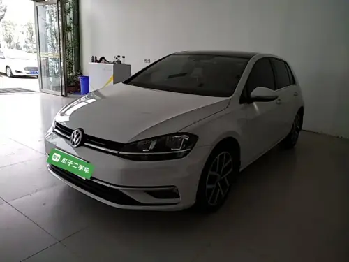 Volkswagen Golf, 2020