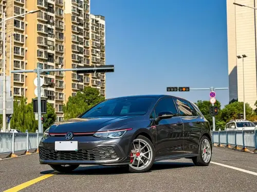 Volkswagen Golf GTI, 2025