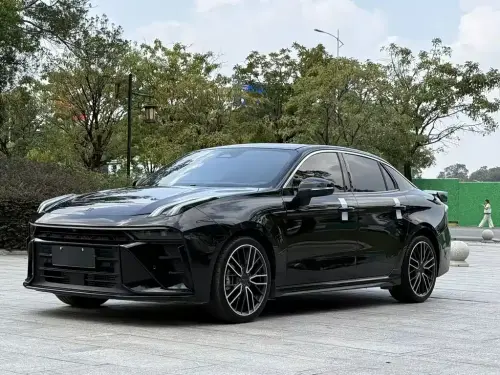 Lynk & Co 03, 2025