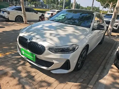 BMW 1-Series, 2022
