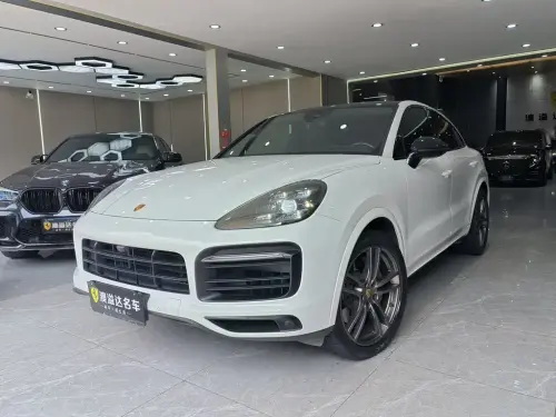 Porsche Cayenne, 2022