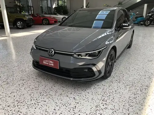 Volkswagen Golf, 2023