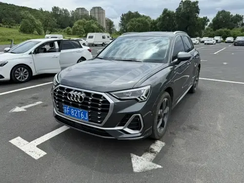 Audi Q3, 2023
